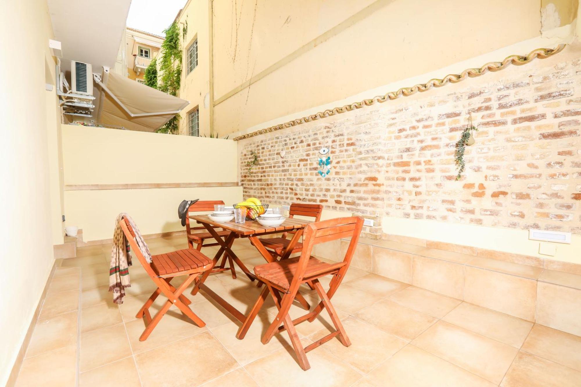 Elisavet City Apartment With Veranda Corfu  Εξωτερικό φωτογραφία